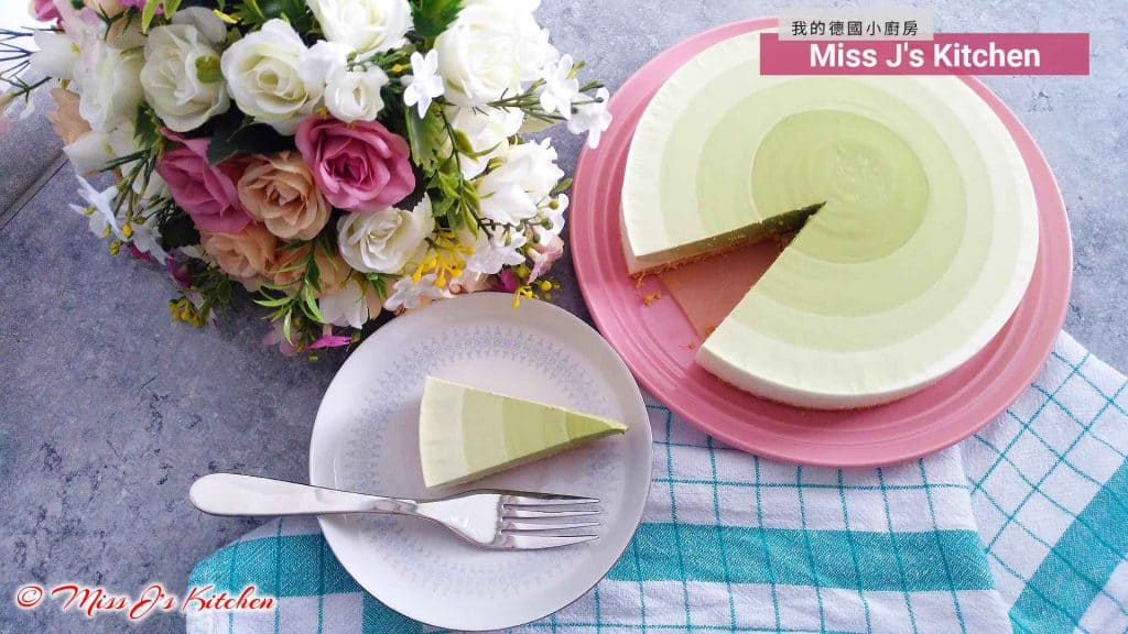 #Matcha | Farbenfroher Matcha-Käsekuchen