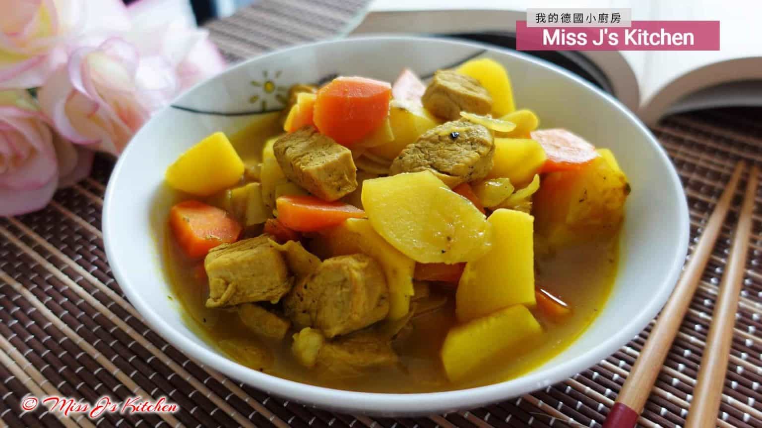 Gebackene Hähnchenbrust mit cremiger Champignonsauce in nur 30min ... Gebackene Hähnchenbrust mit cremiger Champignonsauce in nur 30min ...